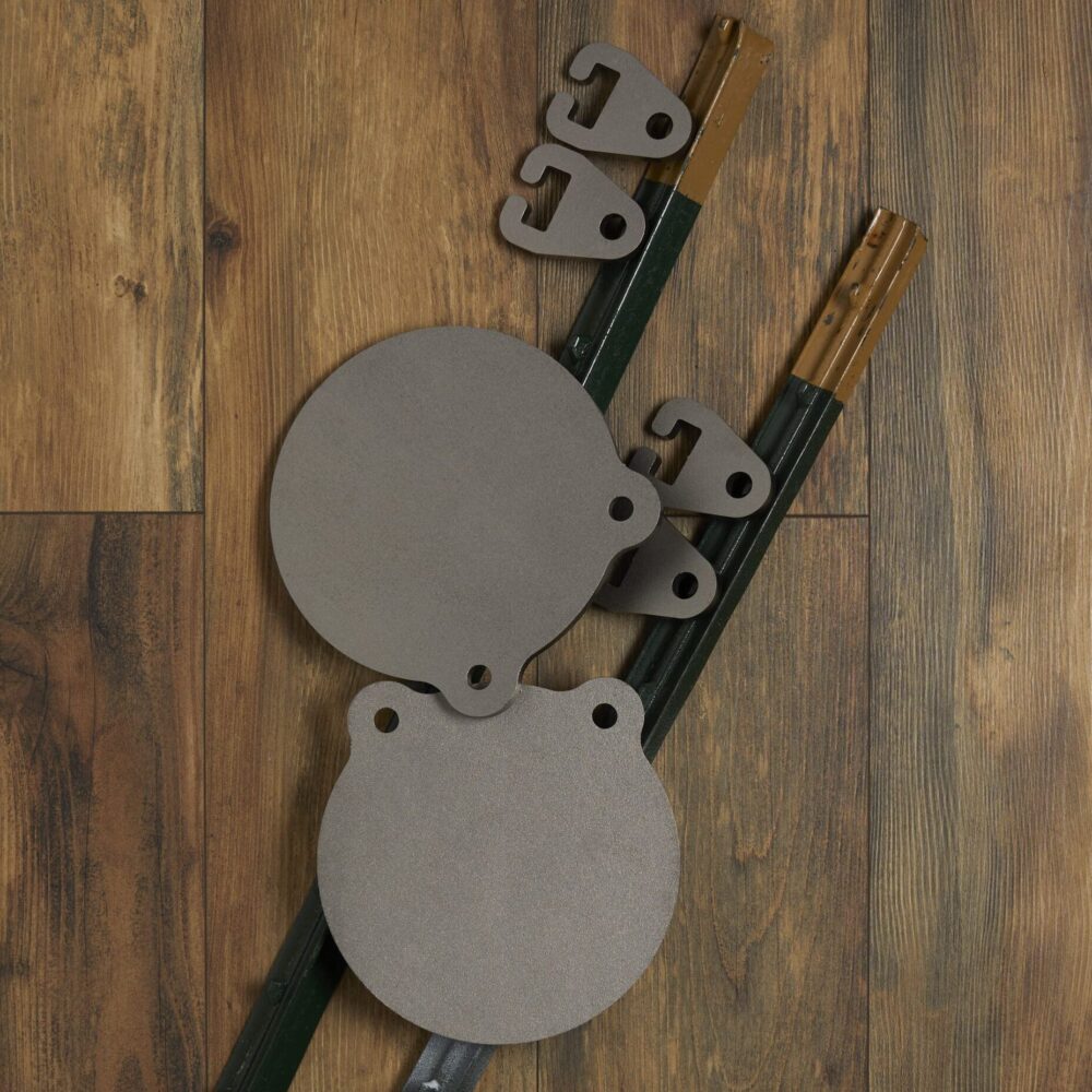 Two 1/2" AR500 8" Gongs and two sets of T-Post Hangers.T-posts not included.